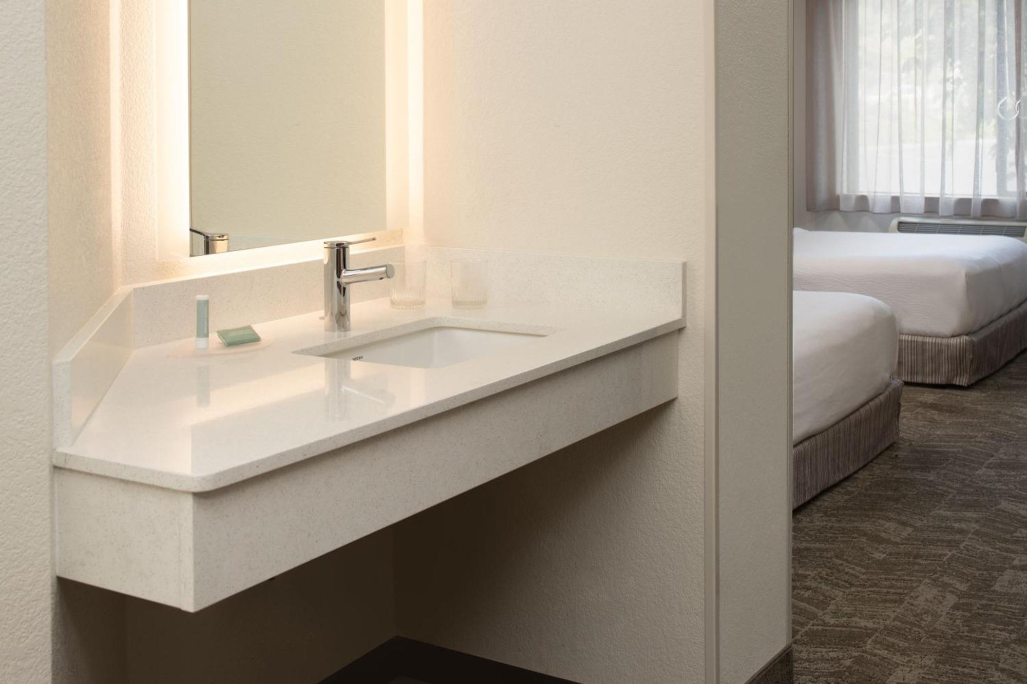 Hotel Springhill By Marriott Medford